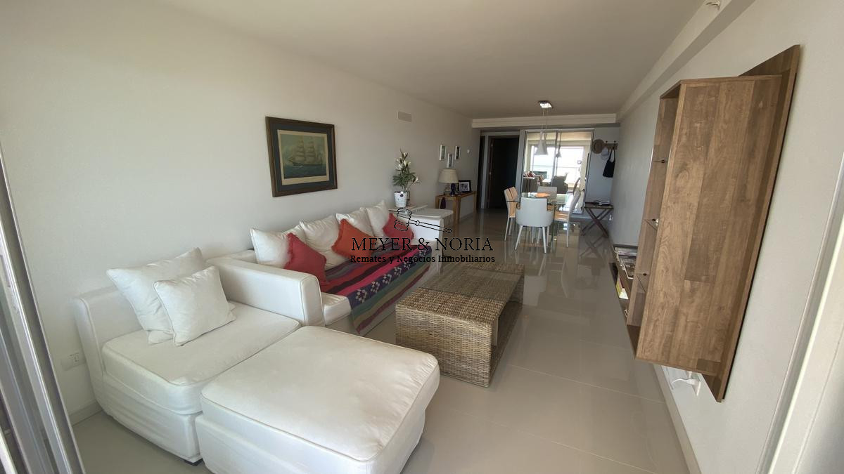 Apartamento ID.6 - Venta en exclusividad! Apto, 2 dorm, parrillero,servicios