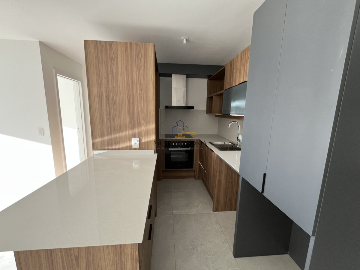 Apartamento ID.225 - Apartamento de 1 dormitorio con cochera y servicios