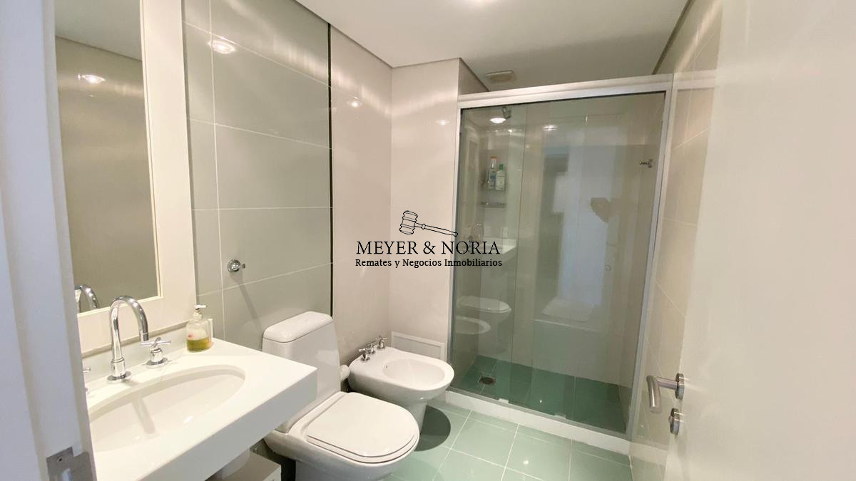 Apartamento ID.15 - Torre de alta gama, vista al mar, 2 dorm más servicio- Playa Mansa