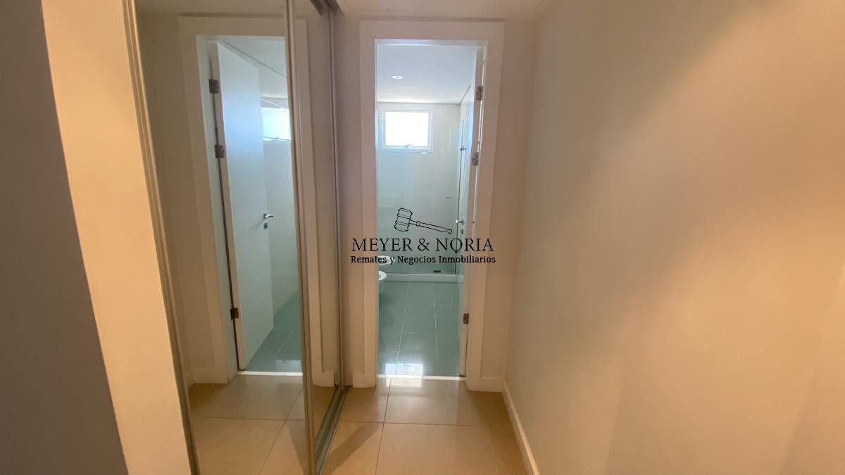 Apartamento ID.16 - Aquarela piso alto, 2 dorm mas dependencia 