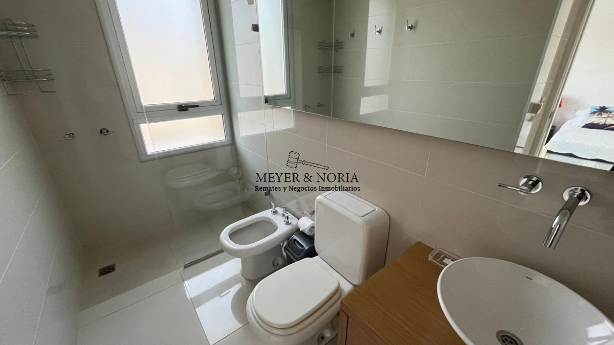 Apartamento ID.53 - Apto en venta de 2 dorm con parrillero propio en Playa Brava