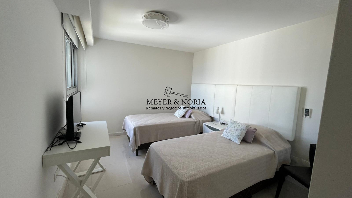 Apartamento ID.84 - Piso alto, parrillero propio, 3 dorm más dep, todos los servicios, Playa Brava pda 10