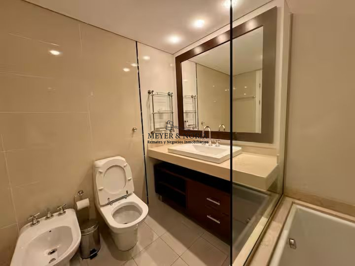 Apartamento ID.2 - Apto en torre de alta gama, 2 suites dep, TEMP 2026 - Playa Mansa