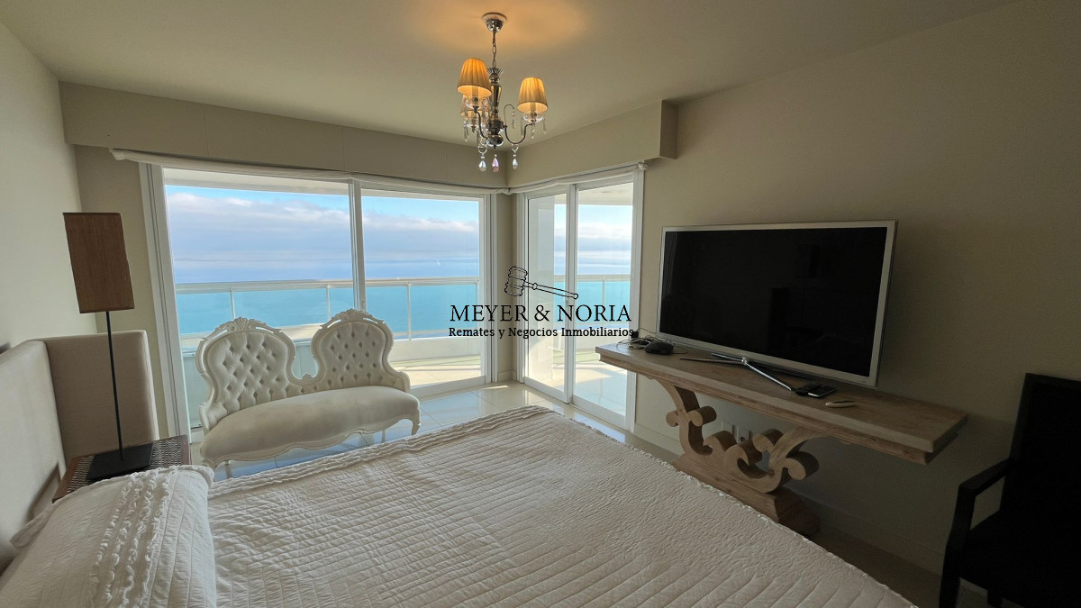 Apartamento ID.57 - Penthouse de 4 suites mas dependencia y todos los servicios