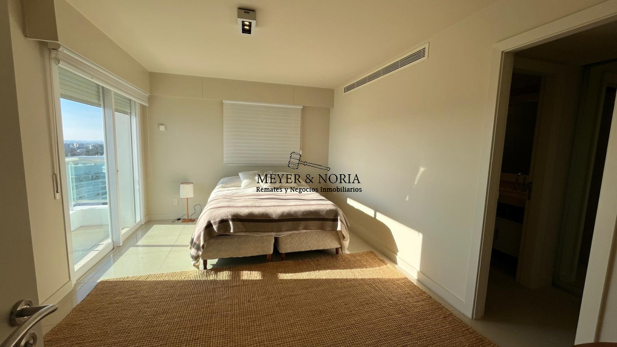 Apartamento ID.57 - Penthouse de 4 suites mas dependencia y todos los servicios