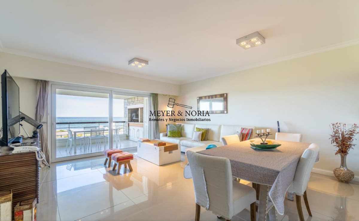 Apartamento ID.86 - ¡Frente al mar! parillero propio, 2 suites y todos los servicios, playa mansa 
