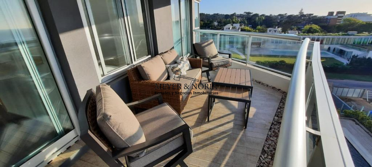 Apartamento ID.56 - Apto en Playa Brava alquiler temp 2026, 3 dorm, mas dependencia y todos los servicios