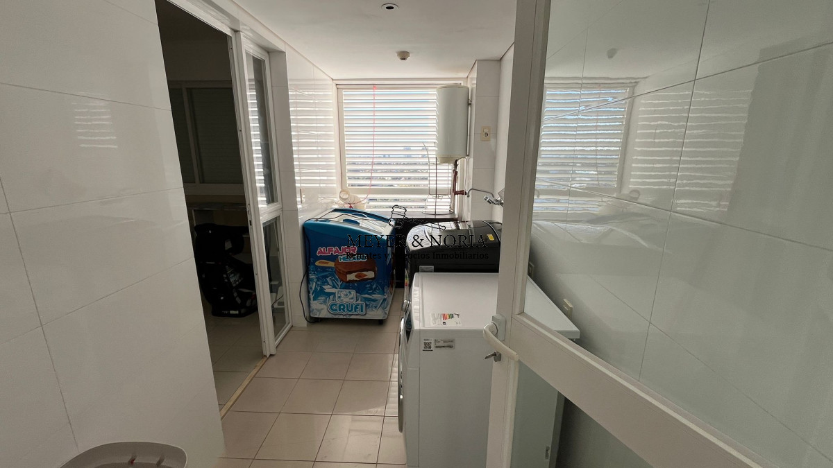 Apartamento ID.57 - Penthouse de 4 suites mas dependencia y todos los servicios