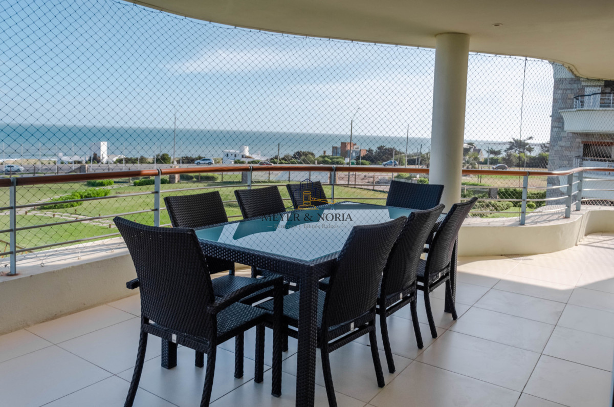 Apartamento ID.209 - Veramansa, vista al mar, 3 dorm más dep, parrillero propio y todos los servicios