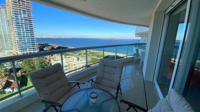 Torre de alta gama, vista al mar, 2 dorm más servicio- Playa Mansa