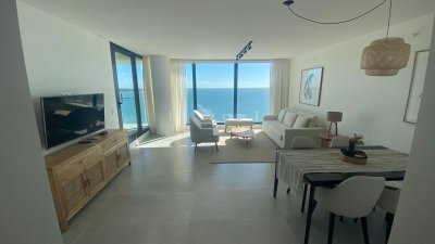 Venetian, 2 suites, hermosa vista al mar, todos los servicios!