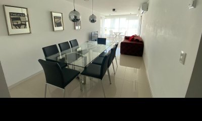 Apto a pasos del mar, 2 dorm + dep, parrillero.