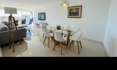 Apto a pasos del mar, 2 dorm + dep, parrillero