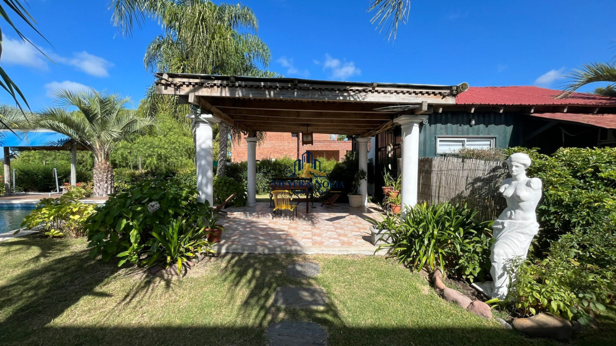 Casa ID.128 - Casa 3 dormitorios con piscina 