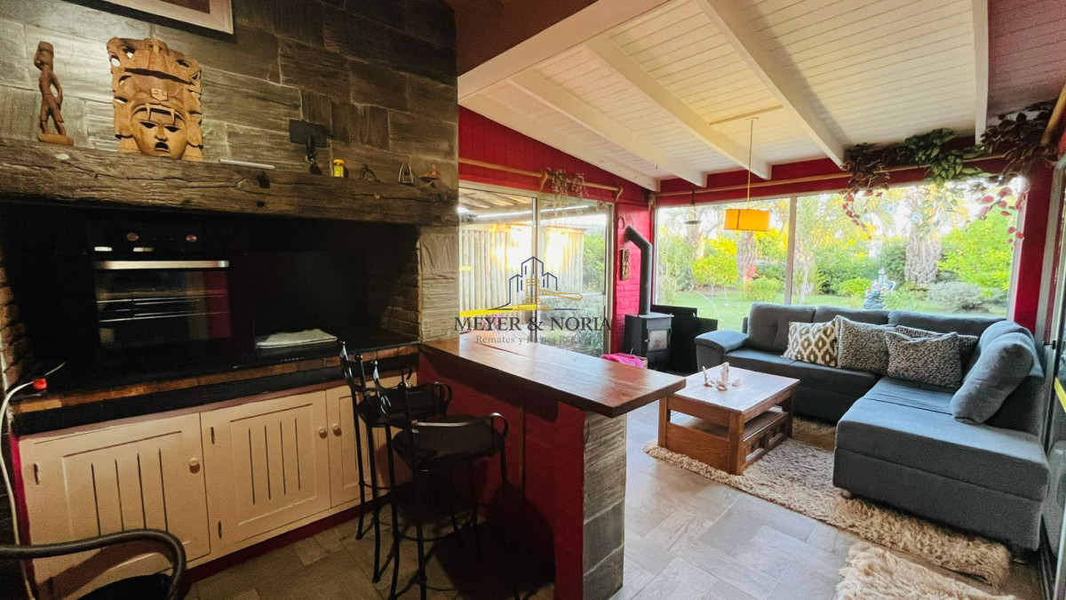 Casa ID.128 - Casa 3 dormitorios con piscina 