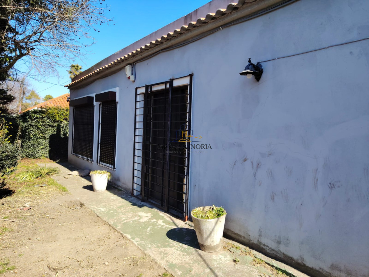 Casa ID.170 - Casa en Pinares, 2 dormitorios, buena construcción 