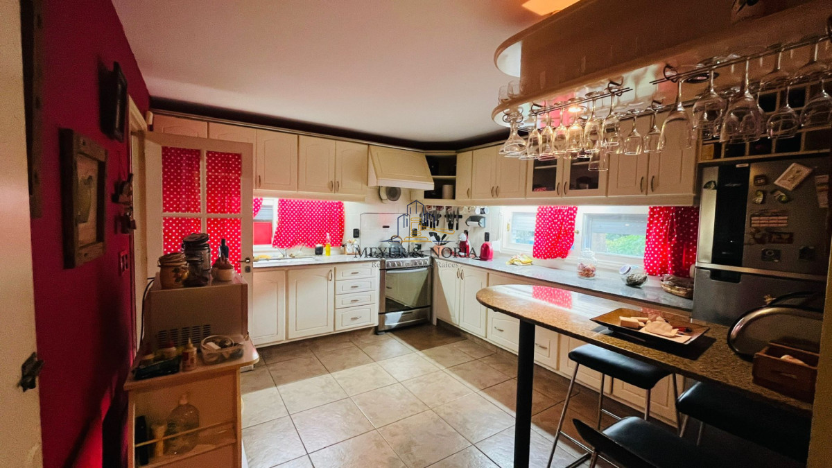 Casa ID.128 - Casa 3 dormitorios con piscina 