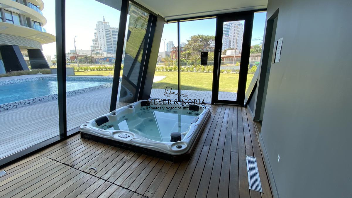 Apartamento ID.111 - Apto en Artower de dos dormitorios, con servicios