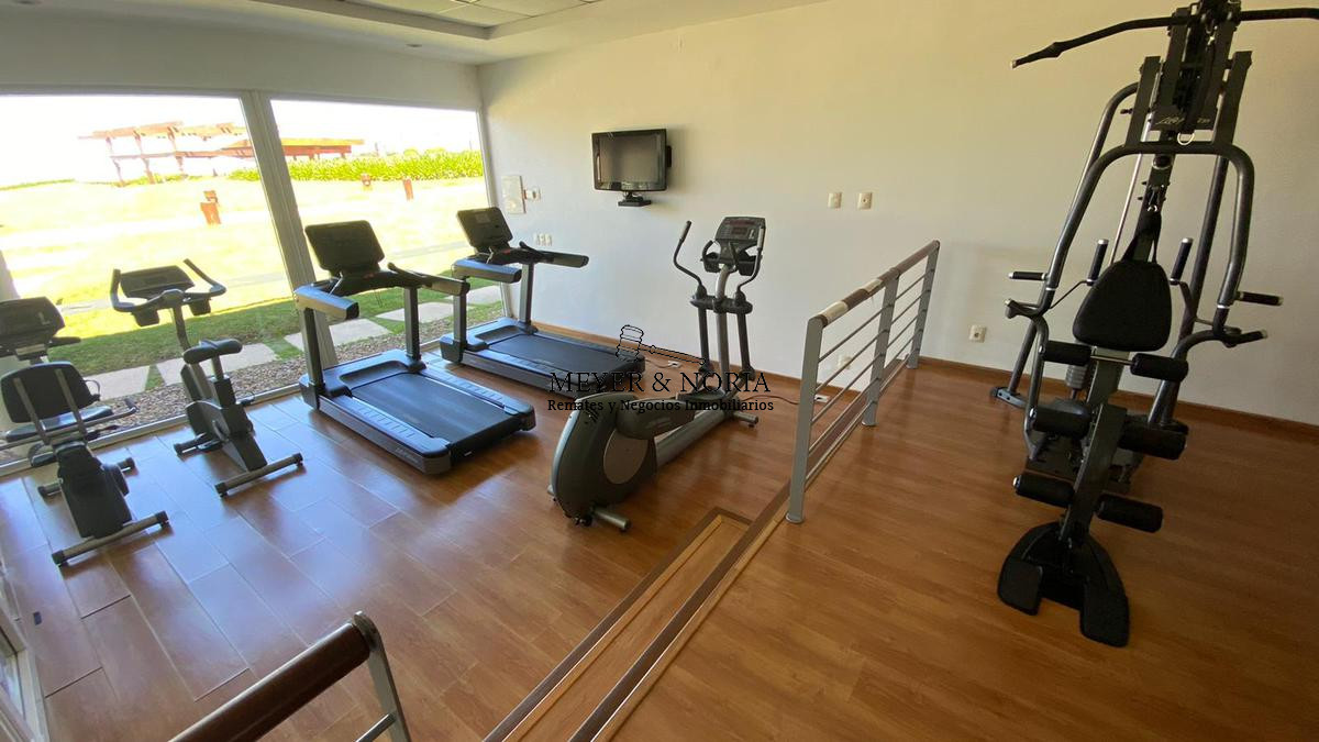 Apartamento ID.44 - Venta de apto alta gama. dos dormitorios, todos los servicios 