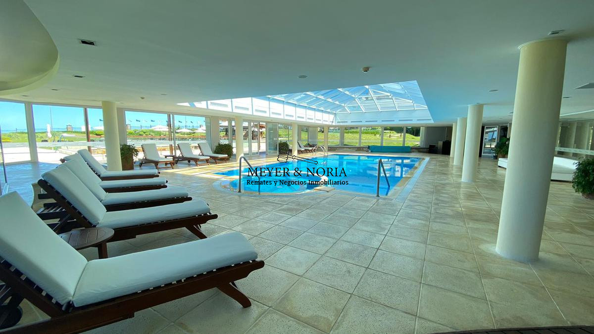 Apartamento ID.44 - Venta de apto alta gama. dos dormitorios, todos los servicios 