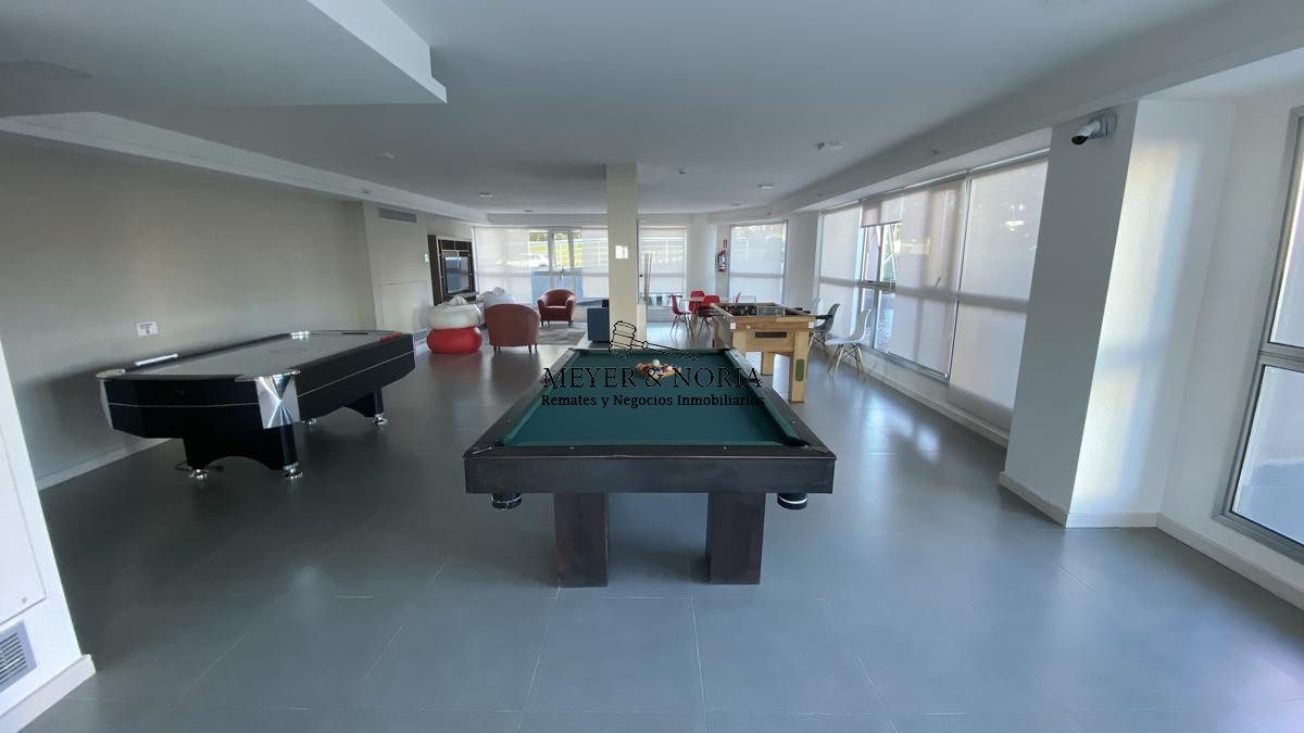 Apartamento ID.8 - Departamento, 2 dormitorios dep, con parrillero y servicios- Playa Brava