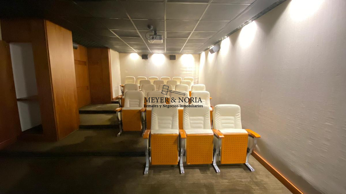 Apartamento ID.44 - Venta de apto alta gama. dos dormitorios, todos los servicios 
