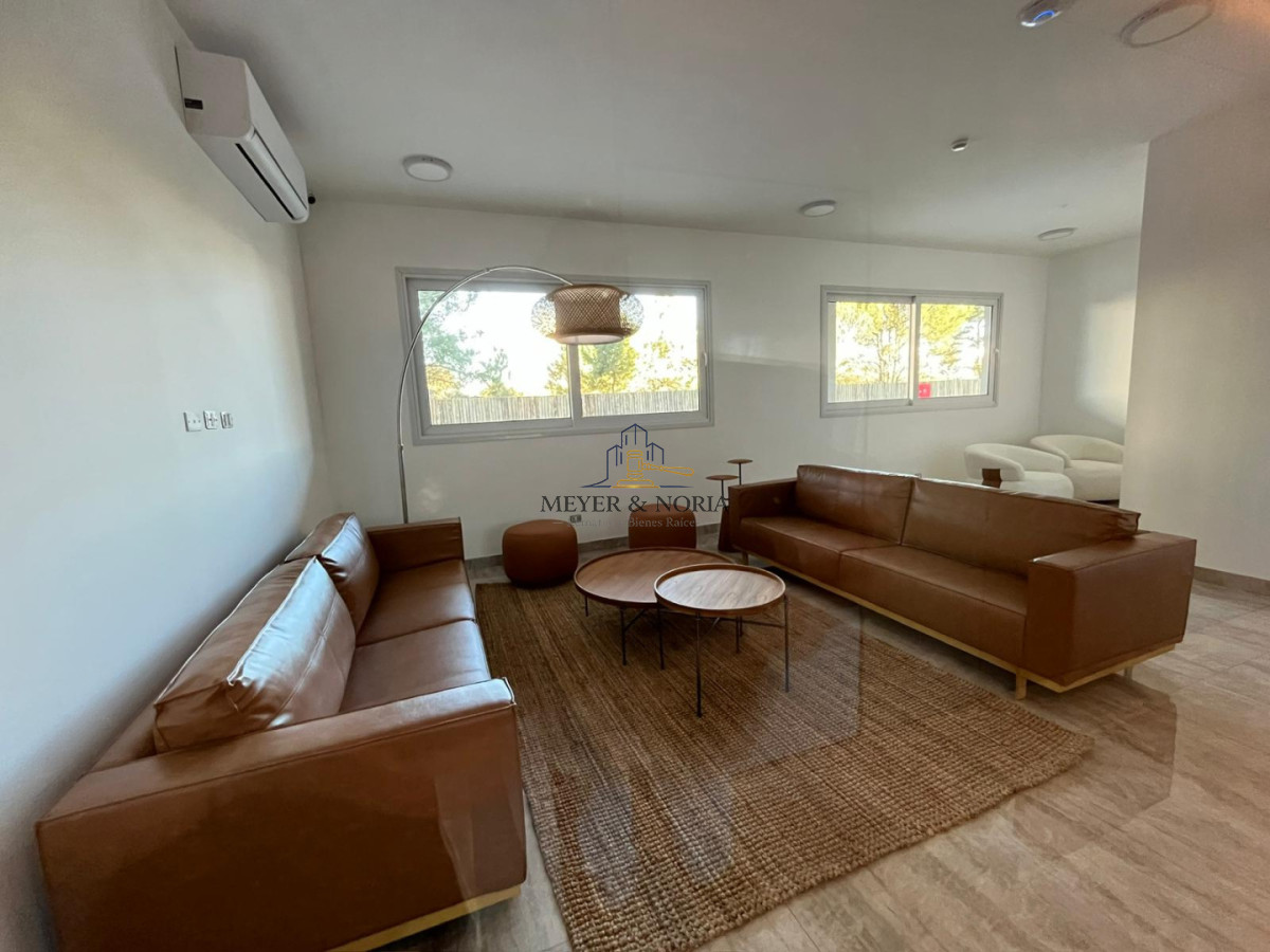 Apartamento ID.225 - Apartamento de 1 dormitorio con cochera y servicios