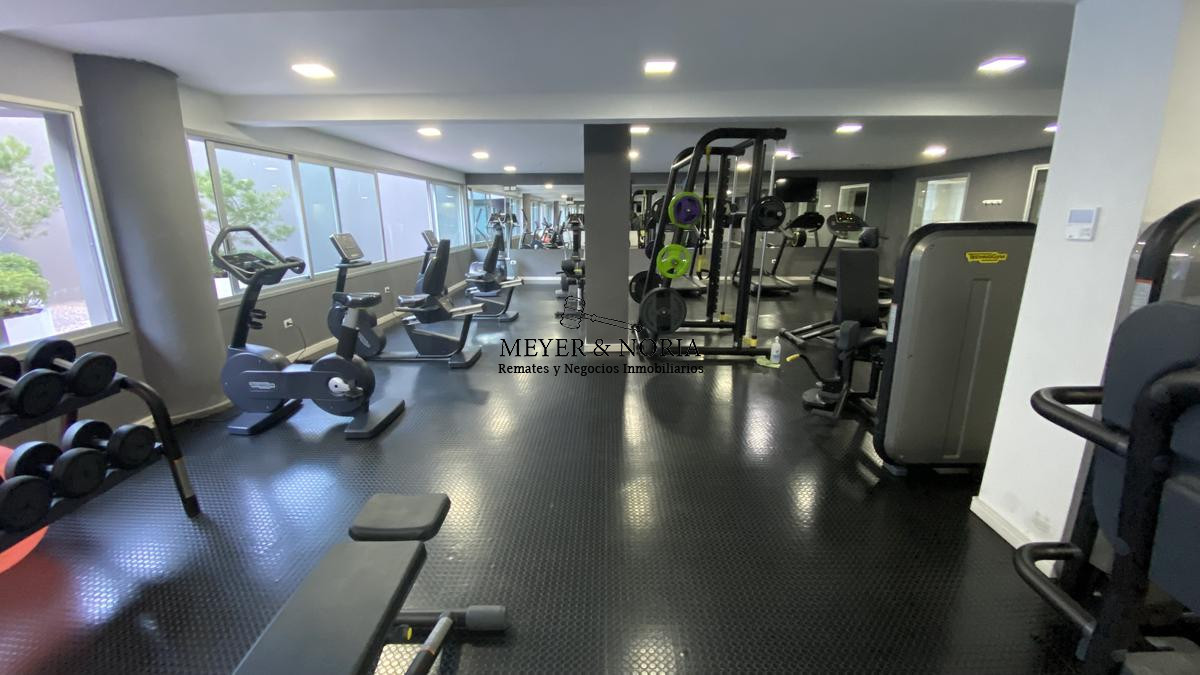 Apartamento ID.8 - Departamento, 2 dormitorios dep, con parrillero y servicios- Playa Brava