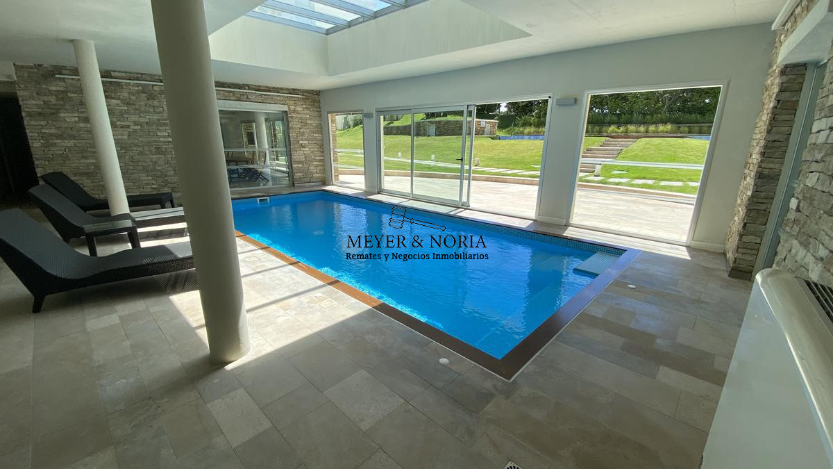 Apartamento ID.47 - Apto en venta de 3 dormitorios, con parrillero propio - Playa Brava