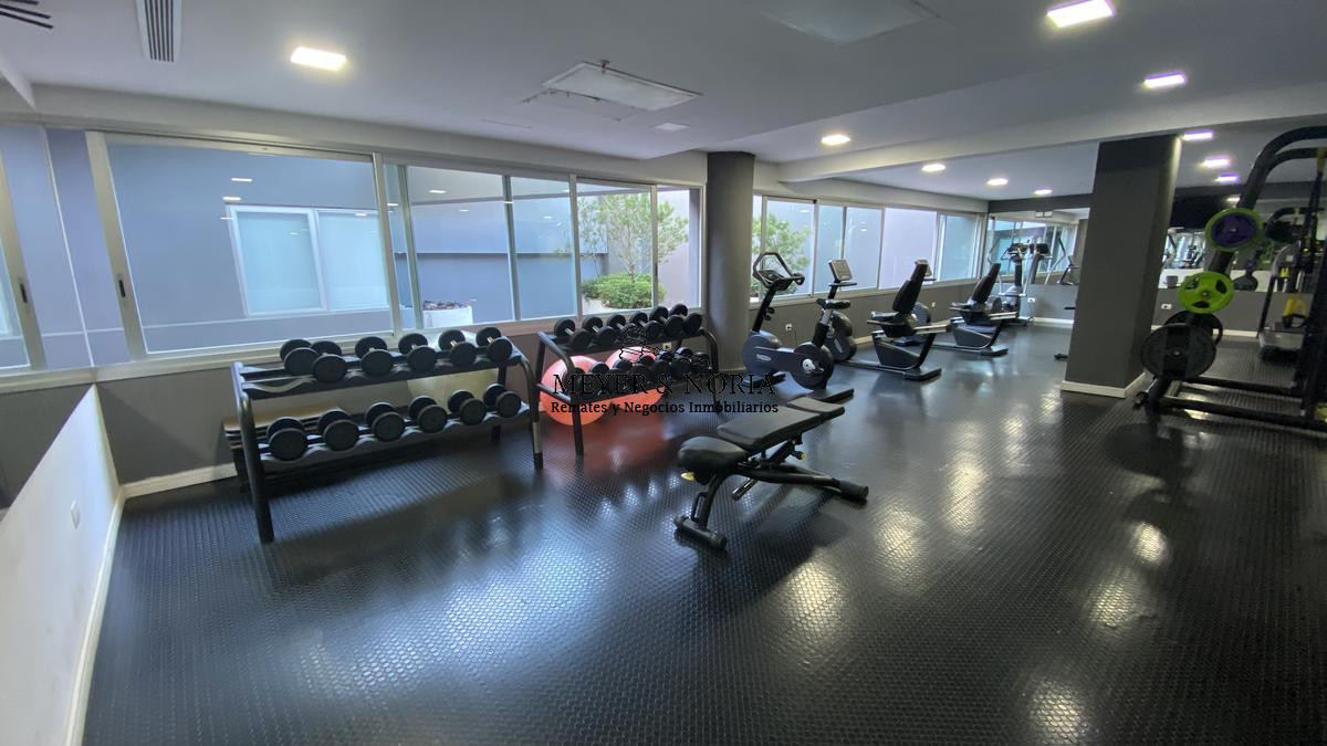 Apartamento ID.8 - Departamento, 2 dormitorios dep, con parrillero y servicios- Playa Brava