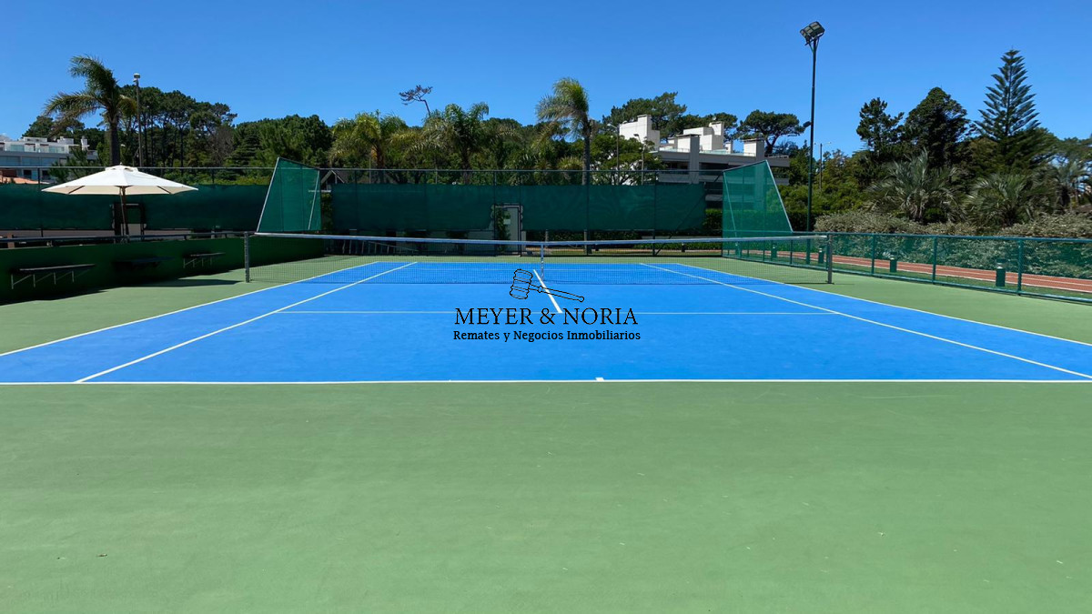 Apartamento ID.15 - Torre de alta gama, vista al mar, 2 dorm más servicio- Playa Mansa