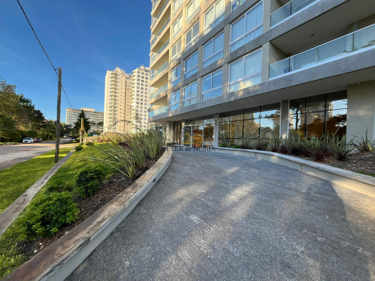 Apartamento ID.225 - Apartamento de 1 dormitorio con cochera y servicios