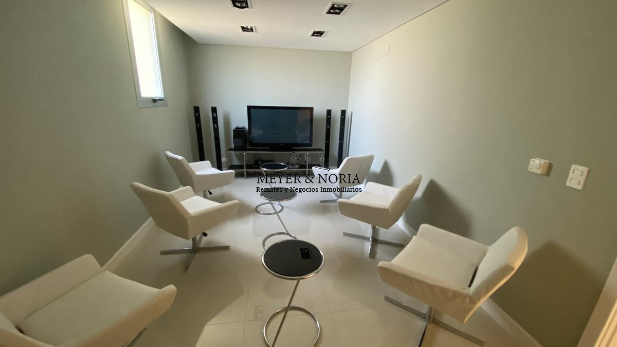 Apartamento ID.47 - Apto en venta de 3 dormitorios, con parrillero propio - Playa Brava