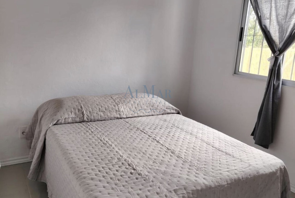 Casa ID.22 - Casita en Alquiler, barrio Golf