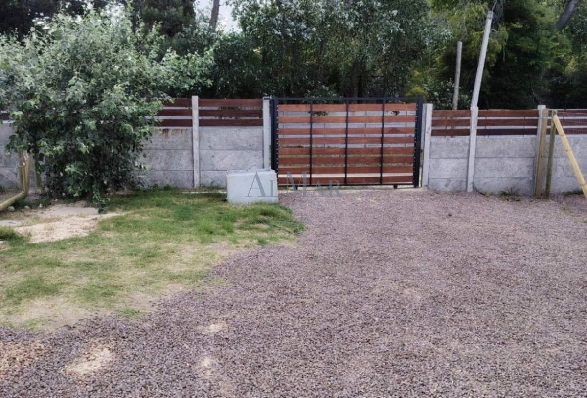 Casa ID.22 - Casita en Alquiler, barrio Golf