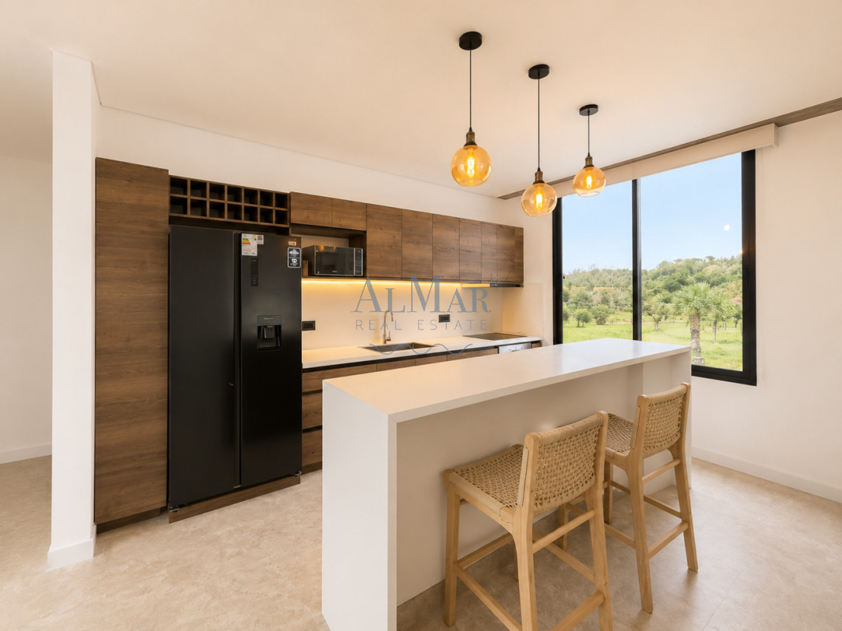 Casa ID.33 - Exclusiva Casa en venta Punta Ballena La Jacinta 4 dormitorios piscina terreno 1100 m²
