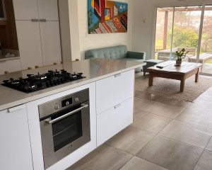 VENTA CASA 4 DORMITORIOS EN LOMAS DE LA TAHONA