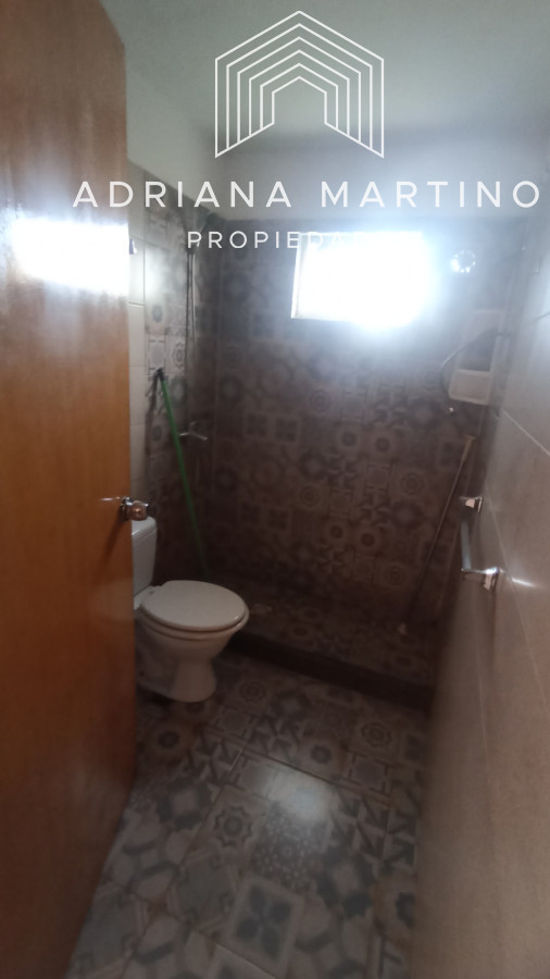 Casa ID.71785 - SE VENDE CASA CON APARTAMENTO EN BARRIO MONTE HERMOSO