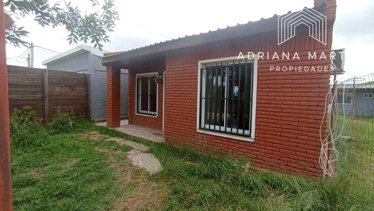Casa ID.71785 - SE VENDE CASA CON APARTAMENTO EN BARRIO MONTE HERMOSO