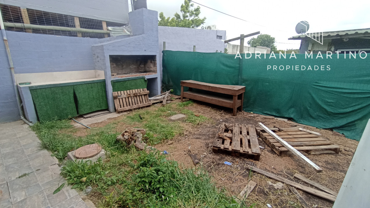 Casa ID.71785 - SE VENDE CASA CON APARTAMENTO EN BARRIO MONTE HERMOSO