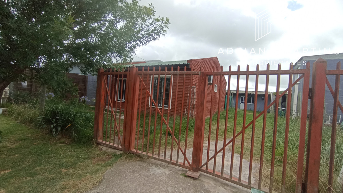 Casa ID.71785 - SE VENDE CASA CON APARTAMENTO EN BARRIO MONTE HERMOSO