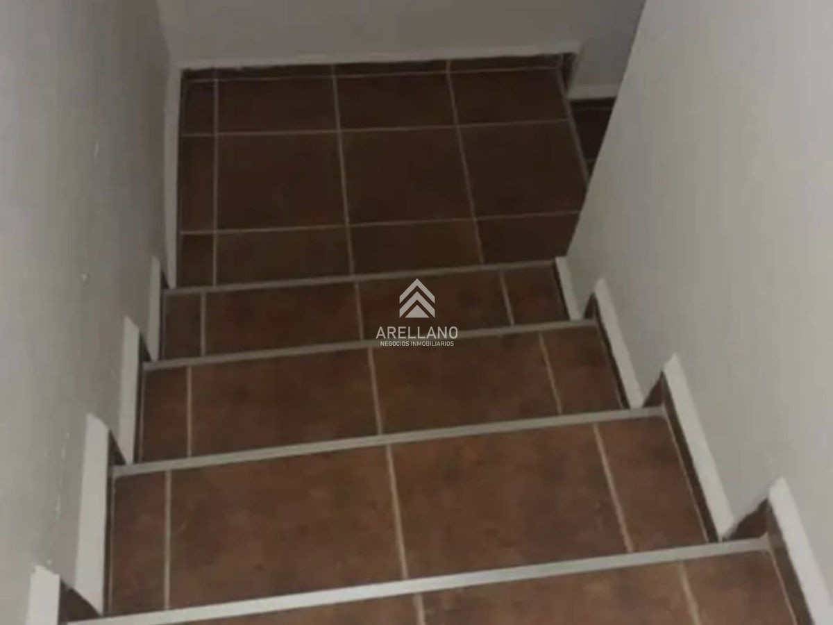 Apartamento ID.4931 - SE VENDE VIVIENDA  DUPLEX 3 DORMITORIOS EN SAN CARLOS 