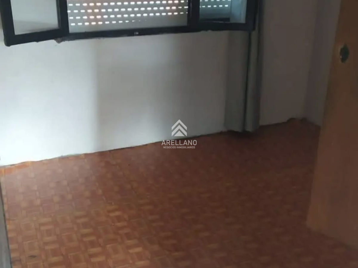 Apartamento ID.4931 - SE VENDE VIVIENDA  DUPLEX 3 DORMITORIOS EN SAN CARLOS 