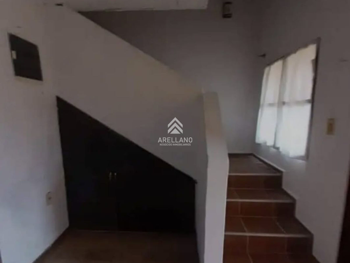Apartamento ID.4931 - SE VENDE VIVIENDA  DUPLEX 3 DORMITORIOS EN SAN CARLOS 