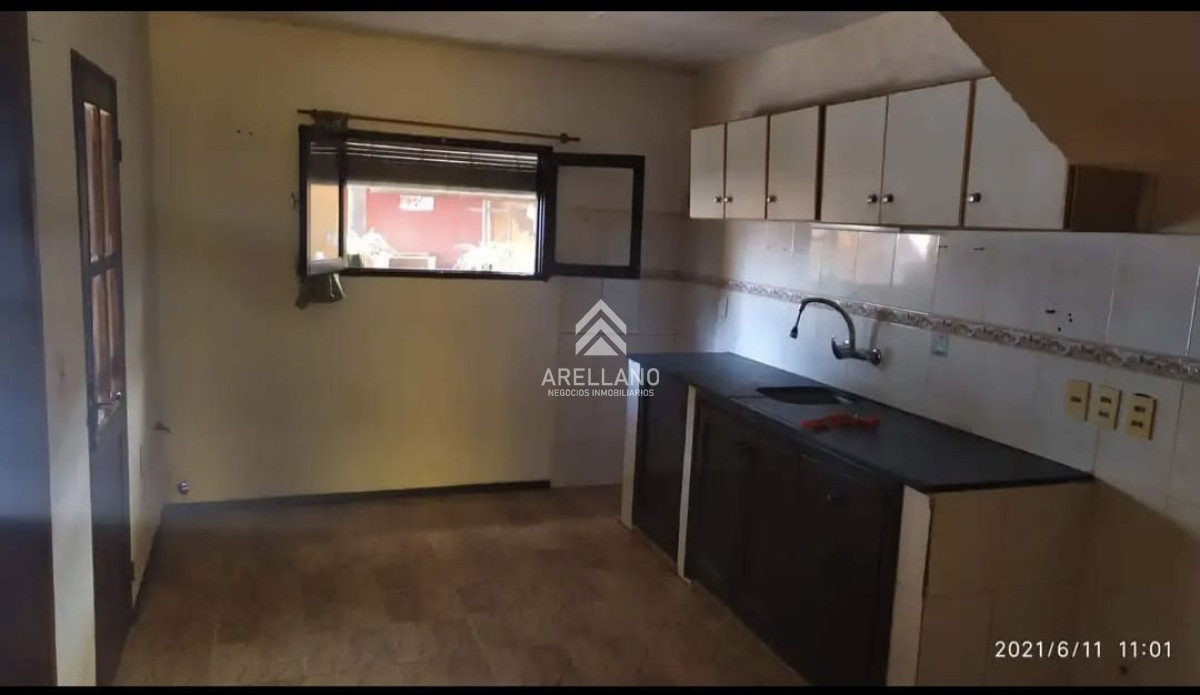 Apartamento ID.4931 - SE VENDE VIVIENDA  DUPLEX 3 DORMITORIOS EN SAN CARLOS 