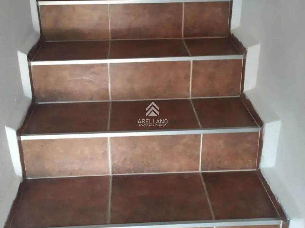 Apartamento ID.4931 - SE VENDE VIVIENDA  DUPLEX 3 DORMITORIOS EN SAN CARLOS 