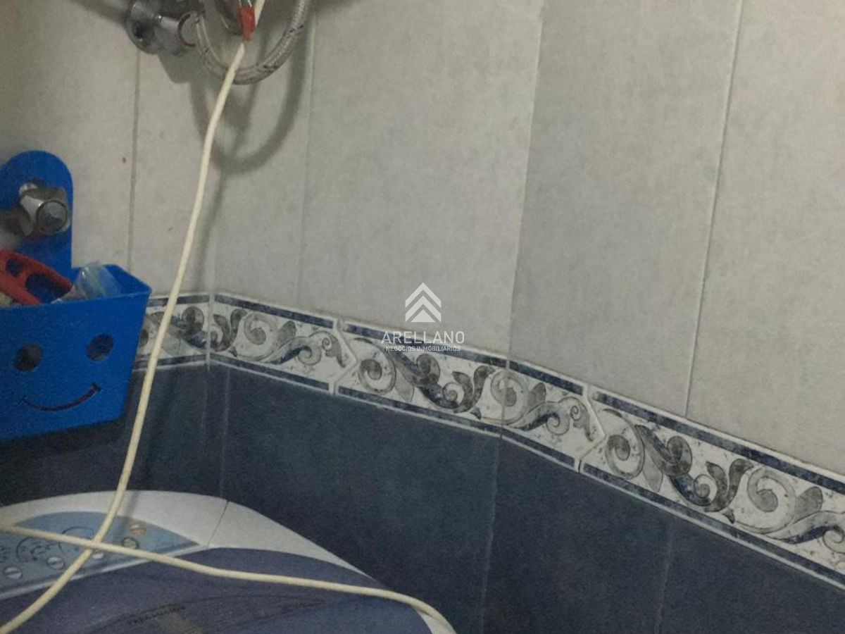 Apartamento ID.4914 - SE VENDE  APARTAMENTO TIPO CASA 2 DORMITORIOS EN ARCOBALENO