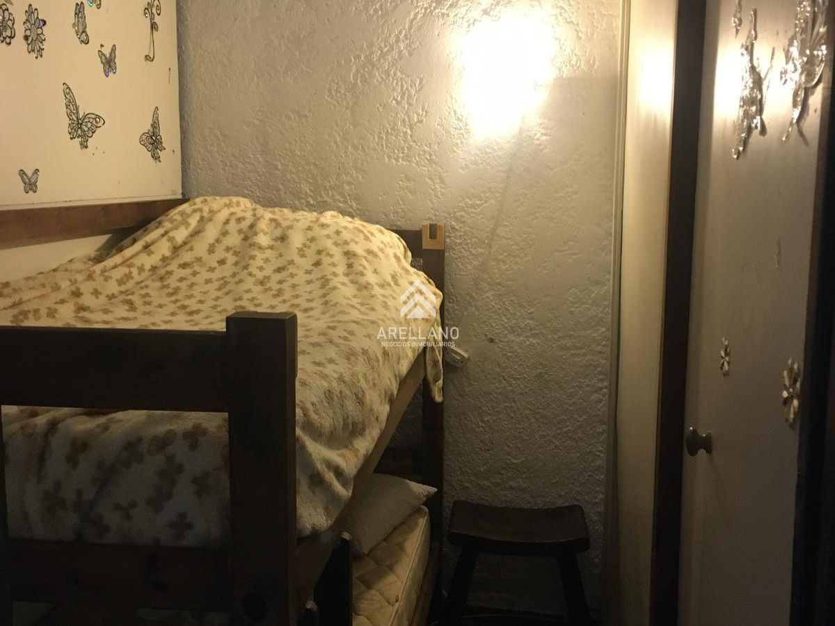 Apartamento ID.4914 - SE VENDE  APARTAMENTO TIPO CASA 2 DORMITORIOS EN ARCOBALENO
