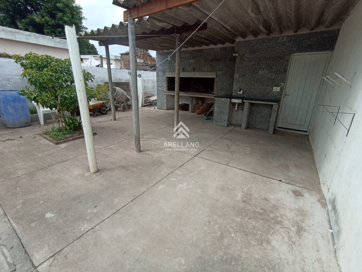 Casa ID.4912 - SE VENDE TRES PROPIEDADES EN UN MISMO PADRON CENTRO MALDONADO