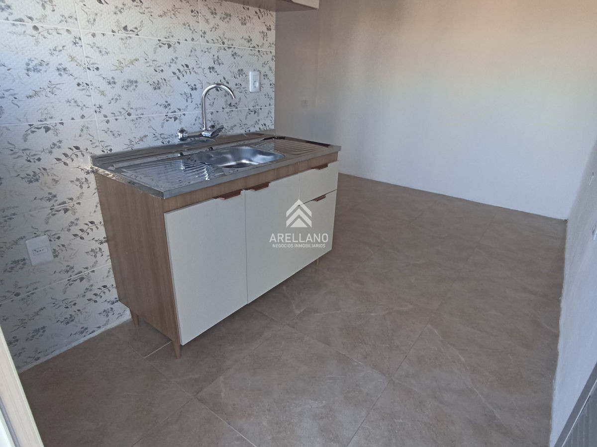 Casa ID.4912 - SE VENDE TRES PROPIEDADES EN UN MISMO PADRON CENTRO MALDONADO
